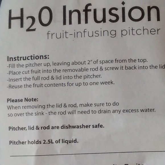 2.5 Liter Fruit-Infusing Pitcher  New-In-Box - Picture 6 of 8